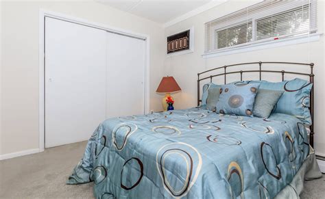 Spring Village Apartments - Apartments in Sharon Hill, PA