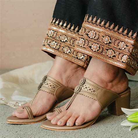 Gold Kohlapuri Box Heel – Solebae By Yama & Darshini
