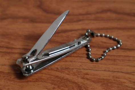 नेल कटर में क्यों होता है अजीबोगरीब डिजाइन का चाकू, क्या होता है इसका ...