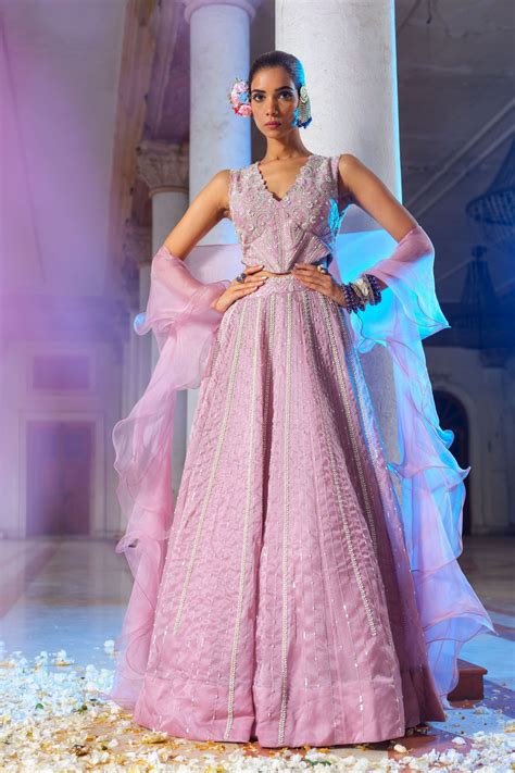 Anu Pellakuru - Tanya Lehenga Set - Elahe