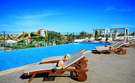 JAZ AQUAVIVA (Makadi Bay) - Resort Reviews, Photos, Rate Comparison ...
