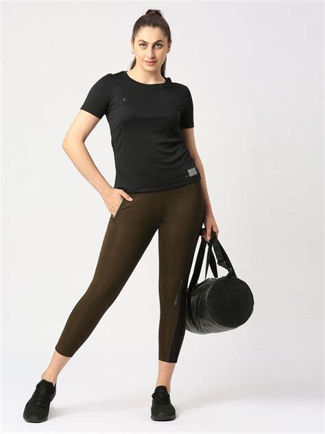 Women Black Solid Top - Ventura Tee - Buy Online | Lovable India