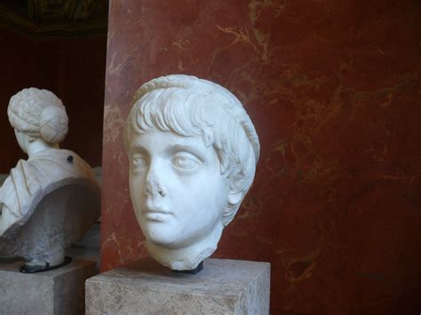 Statuaire 4 Princeps 5.2 Marcus Annius Verus Caesar Louvres :Maquetland ...