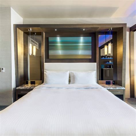 Manhattan Beach Post - Manhattan Beach - a MICHELIN Guide Restaurant