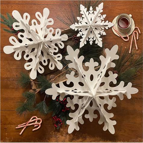 Amazon.com: 3-D Snowflake Christmas Decoration Ornament 3D Snowflakes ...