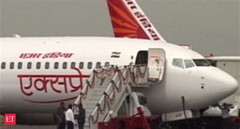 India plans no-fly list of unruly passengers, says aviation secretary ...