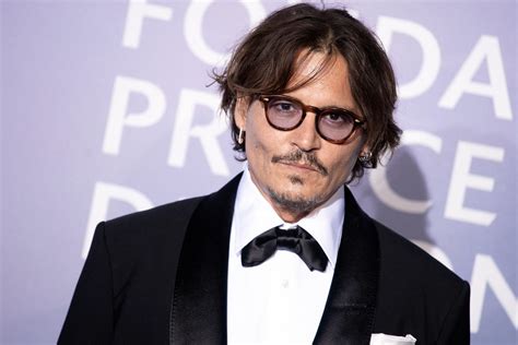 Johnny Depp Biography, Height, Weight, Age, Movies, Wife, Family ...