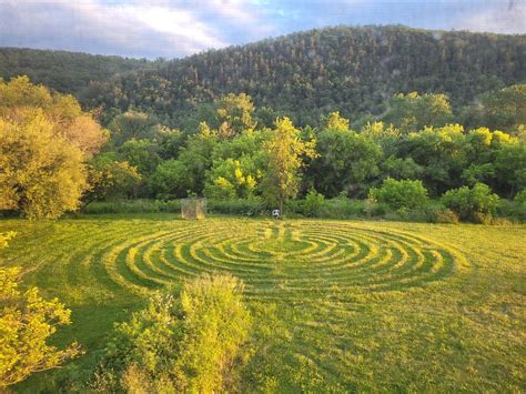 Earth Circle (May) - Labyrinths, Unitarian Universalist Church of ...