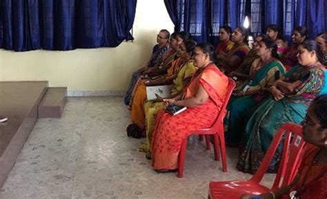 இடைநிலை ஆசிரியர் ஊதிய முரண்பாடு தொடர்பாக சங்கப் பிரதிநிதிகளிடம் இன்று ...