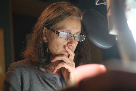 Belinda Lang Actress