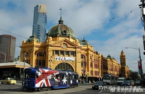 6成中国留学生读澳洲商科专业，在澳洲本地就业难，移民更难 - YouTube