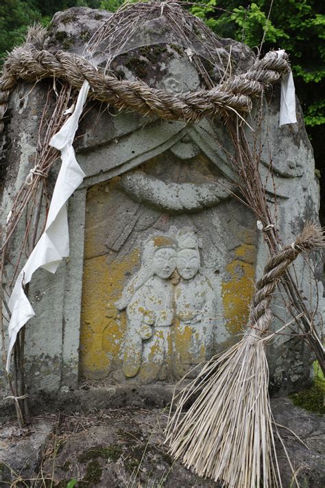 旧明科町池桜の接吻道祖神 : 北信州探検日記