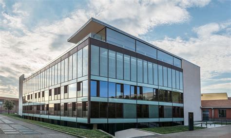 YOOX NET-A-PORTER GROUP Office Photos | Glassdoor