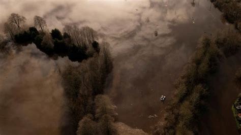 Pacific Northwest flooding: Atmospheric river overwhelms multiple ...