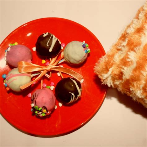 Homemade Cake Pops | Chocolate Shop in Bhopal | Choco-n-Nuts