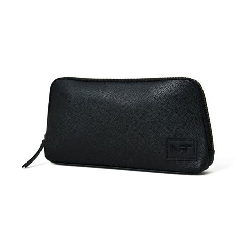 Classic Black Leather Clutch — MaheTri