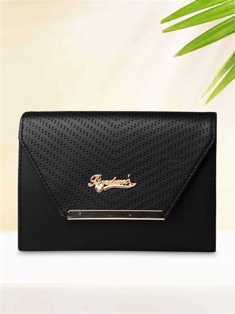 BANDICOOT Black Sling Bag Lavish Cross body Sling bag -(V Cut Pat ...