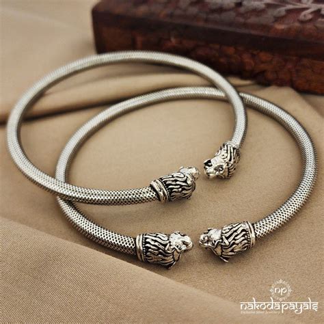 Ankle Kada – Nakoda Payals