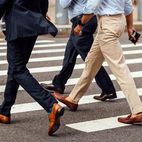 Business Casual Men 的图像结果