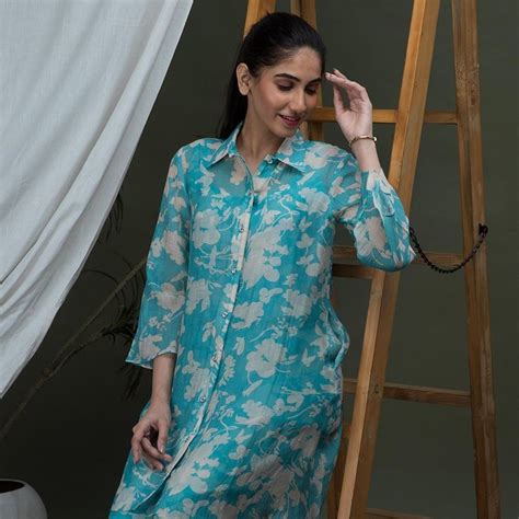 Buy Women Kurtas, Suit Sets, Fashion Accessories Online | The Loom