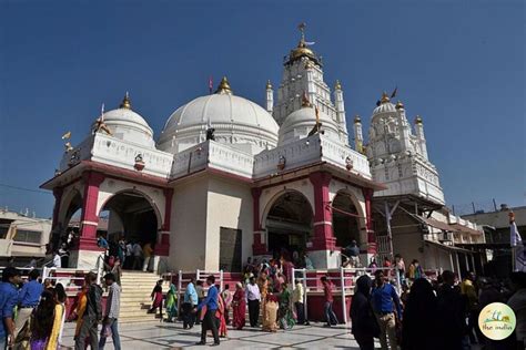 Ranchhodrai Dakor Temple - History, Timings, Distance