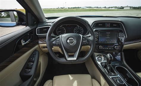 2017 Nissan Maxima Interior View Steering Gallery (Photo 20 of 40)
