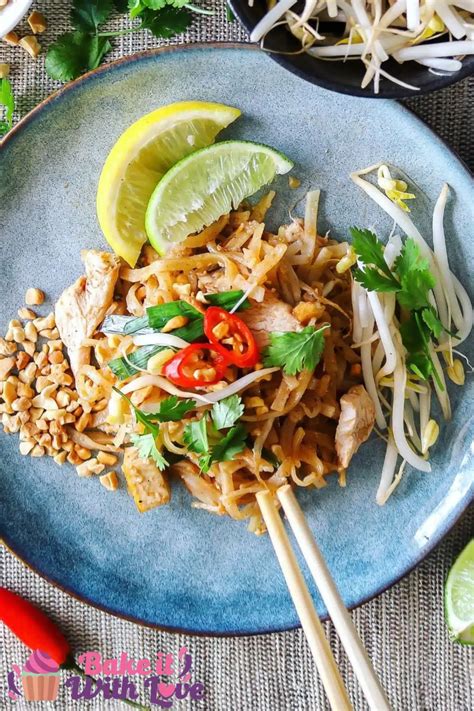 Best Pad Thai Recipe: Easy Homemade Thai Dish In 30 Minutes