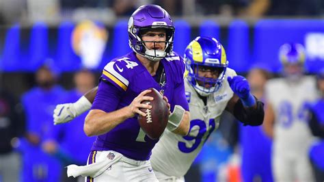 Vikings vs. Rams Predictions: Experts Weigh In on the Upcoming Battle