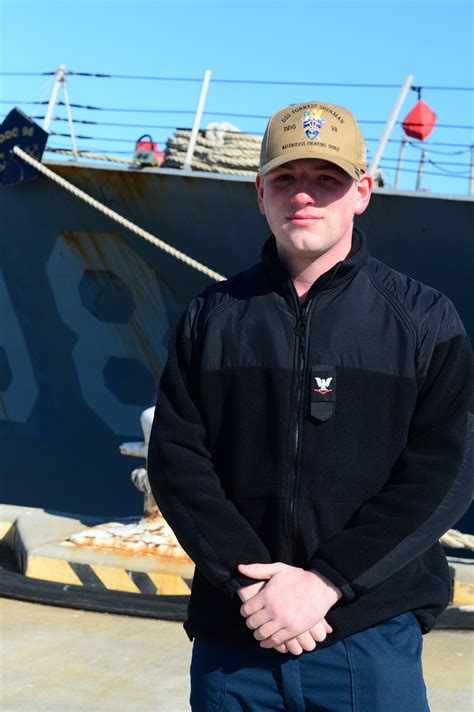 Pittsburgh native serves aboard Navy warship in Norfolk - Cerebral-Overload