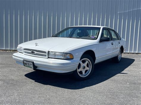 1995 Chevy Caprice 1995 CHEVROLET CAPRICE SEDAN 4 DOOR