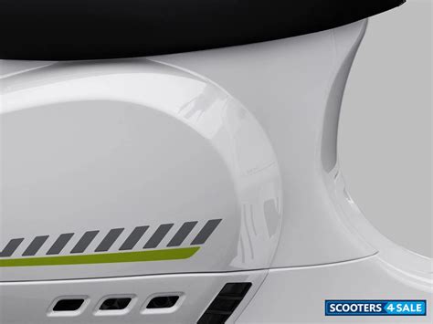 Vespa S Tech Scooter price, mileage, colours, photos, featuers and ...