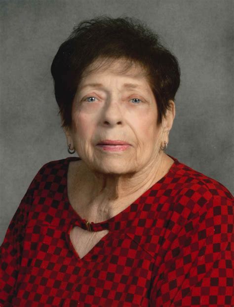 Obituaries - Effingham's News and Sports Leader, 979XFM and KJ Country ...