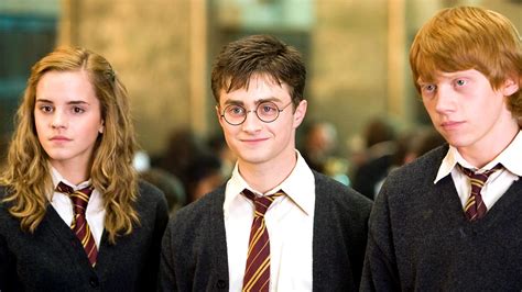 Daniel Radcliffe Height: How Tall Is the Harry Potter Star?