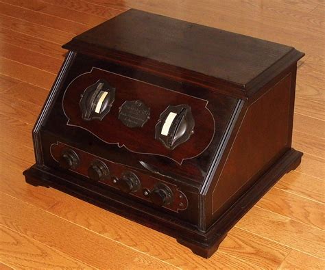 Vintage RCA Radio 20 Table Model Radio, AM Band, 5 Vacuum Tubes ...