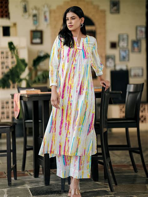 Buy Designer Women's Suits Sets & Block Print Dresses | The Loom