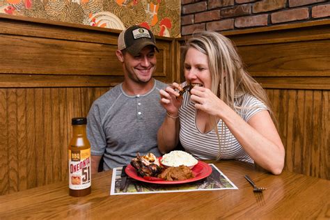 Brooks' House of BBQ | Oneonta, NY 13820