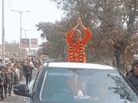 UP Republic Day: Governor Anandiben Patel Takes Parade Salute; Kashi ...