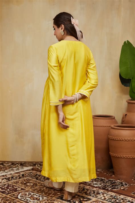 Mushio - Pastel Chanderi Azra Kurta Set - Elahe