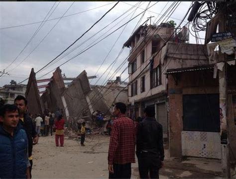 Nepal Earthquake: 3700 Dead; 5.1 Magnitude Tremors in Bengal, Bihar ...