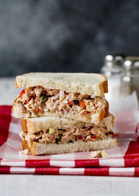19 Quick & Tasty Tuna Sandwich Ideas You’ll Love – SeafoodVoyage