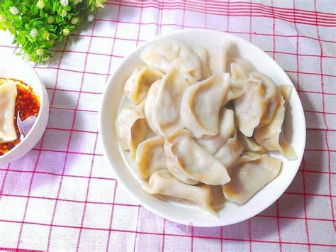 家常饺子怎么做_家常饺子的做法视频_笛子_豆果美食