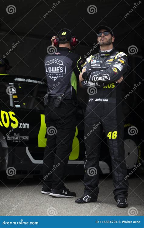 NASCAR: May 11 KC Masterpiece 400 Editorial Stock Image - Image of ...