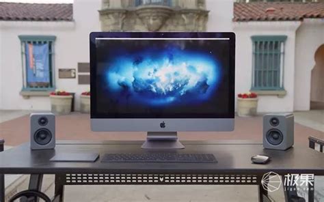 How the high-end 2019 iMac measures up to the iMac Pro | Macworld