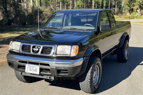 No Reserve: Original-Owner 2000 Nissan Frontier XE Desert Runner King ...
