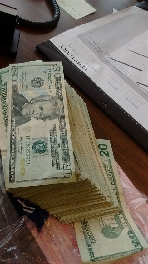 Money Phone Wallpaper 的图像结果