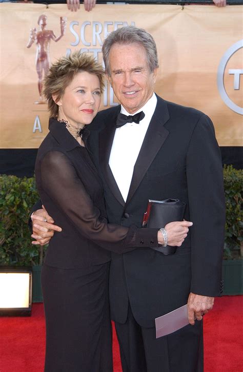 ¿Quién se casó Annette Bening?? - startupassembly.co