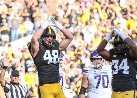 Iowa DE Max Llewellyn represents dying breed in big-time college ...