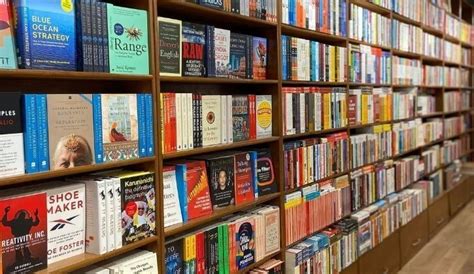 Bahrisons Booksellers, Khan Market | WhatsHot Delhi Ncr