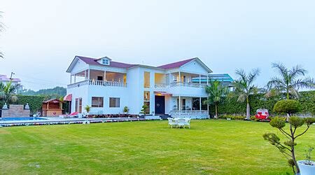 Book/Rent Farmhouse In Noida For Party - PartyVillas