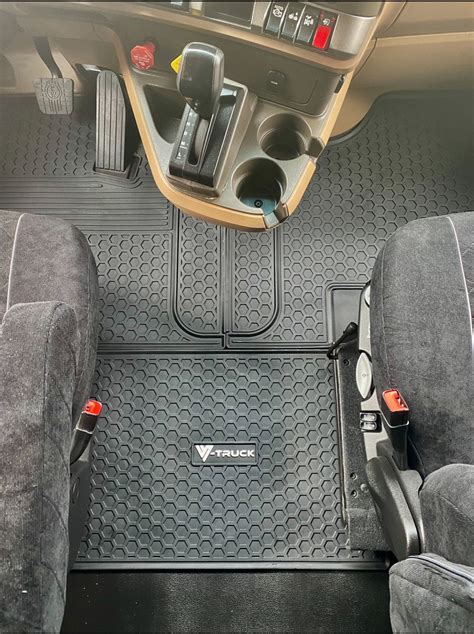 RUBBER Floor Mats for Kenworth T680 T880 W990 - Etsy